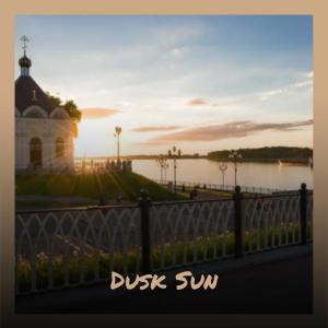 Listen to Dusk Sun song with lyrics from Dilah Sandre