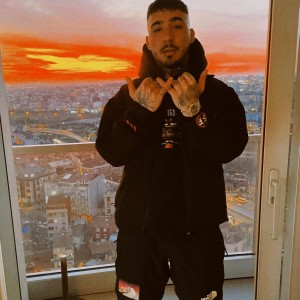 default playlist img