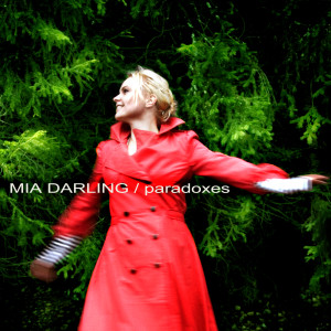 ดาวน์โหลดและฟังเพลง Post พร้อมเนื้อเพลงจาก Mia Darling