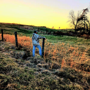 收聽Jonathan Moore的In Her Eyes歌詞歌曲