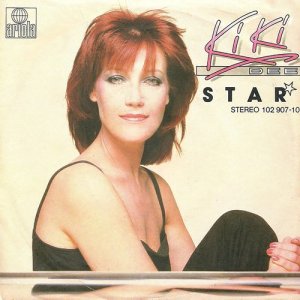 ดาวน์โหลดและฟังเพลง Star พร้อมเนื้อเพลงจาก Kiki Dee