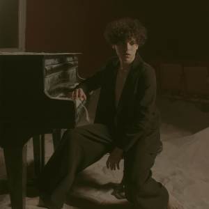 Dengarkan Loving A Liar lagu dari Hyarways dengan lirik