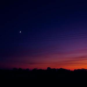 ดาวน์โหลดและฟังเพลง Holy Mantra พร้อมเนื้อเพลงจาก Relaxing Spa Music