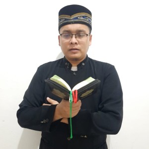 Dengarkan lagu Surah Al Asr nyanyian Muhammad Yusuf Siregar dengan lirik