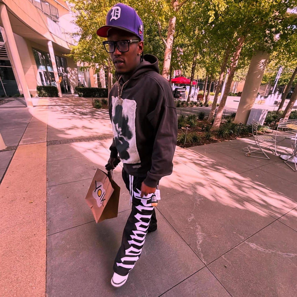 Versatile (Explicit)