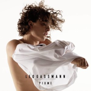 收聽Leo Gassmann的Piume歌詞歌曲
