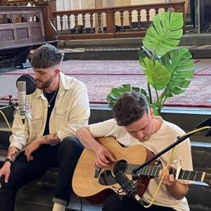 default playlist img