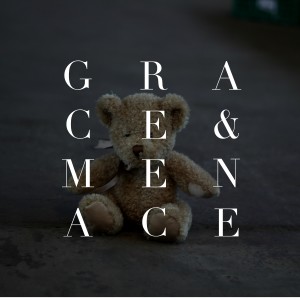 ดาวน์โหลดและฟังเพลง Lay Down พร้อมเนื้อเพลงจาก Grace & Menace