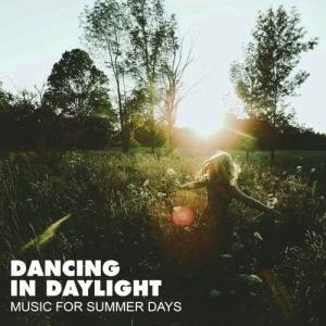 ดาวน์โหลดและฟังเพลง Dancing in Daylight (Continuous Mix, Pt. 1) พร้อมเนื้อเพลงจาก Dancing in Daylight