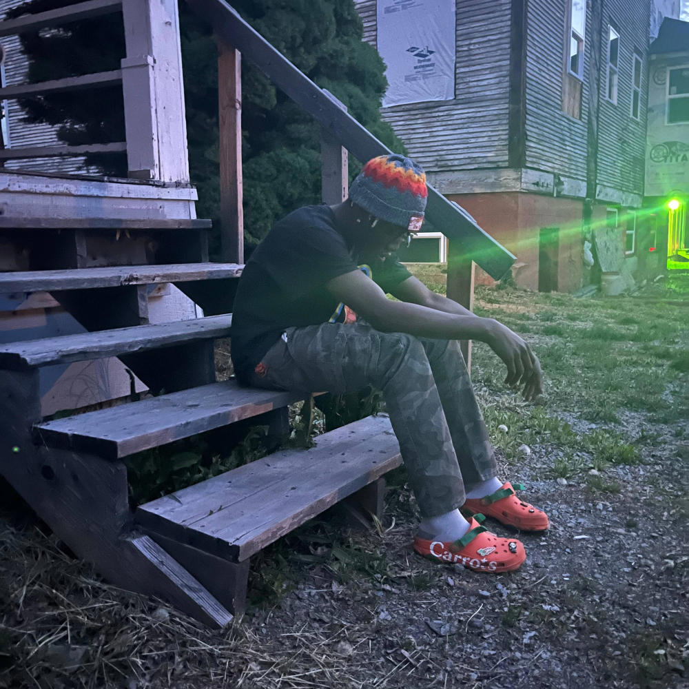 Yall trippin (Explicit)