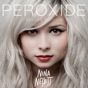 ดาวน์โหลดและฟังเพลง Selfies พร้อมเนื้อเพลงจาก Nina Nesbitt