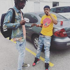 收聽Tiko44的Chillin & Coolin (feat. EW) (Explicit)歌詞歌曲