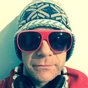 Dengarkan Show the Man (Explicit) lagu dari Chozzabev dengan lirik