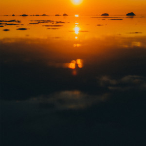 Dengarkan Dream Club lagu dari Deep Sleep dengan lirik