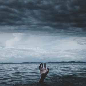 ดาวน์โหลดและฟังเพลง Cinta Seng Kunjung Datang พร้อมเนื้อเพลงจาก Glen Sebastian