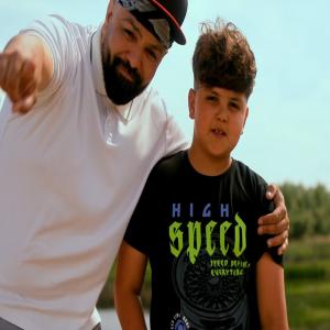 Nicky Yaya的專輯eu nu dau cu pumnu