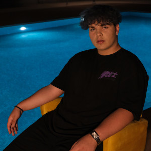 收聽Opia的Beynimin Pili歌詞歌曲