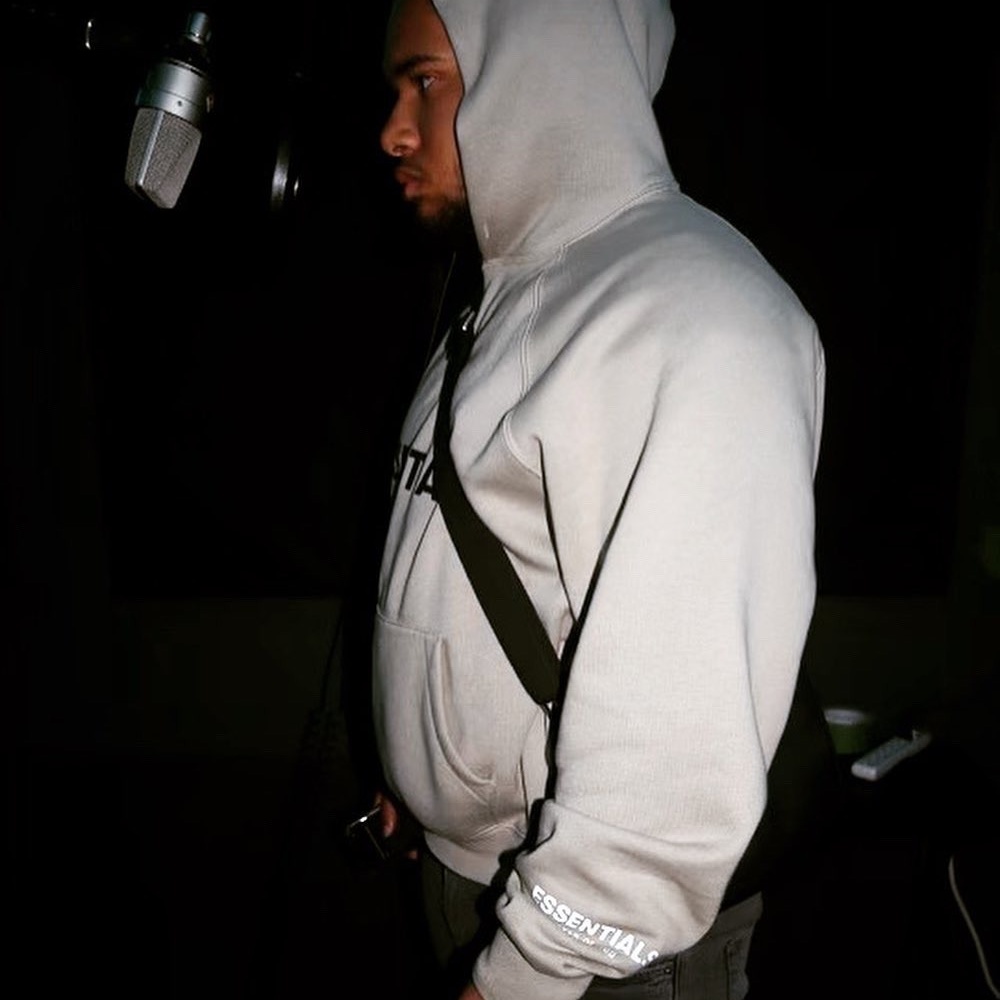 Flyer (Explicit)