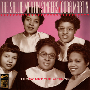 ดาวน์โหลดและฟังเพลง Didn't It Rain พร้อมเนื้อเพลงจาก Sallie Martin Singers