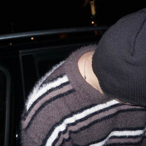 Listen to Corner (Romanze) (Explicit) song with lyrics from Fevar