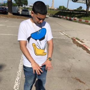 收聽CharlyFlowB23的No nos caigan atrás (feat. ReyTower, Alvia YM & Scrappy 47)歌詞歌曲