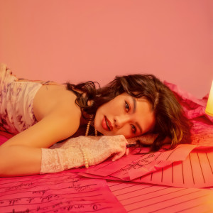 Dengarkan iwas4u lagu dari Charlene Su dengan lirik