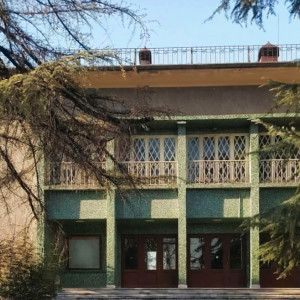 default playlist img