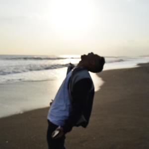 Listen to My Girlfriend Is Singer Song Writer song with lyrics from 瑛人
