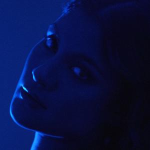 收聽Kiana V的Hide My Love歌詞歌曲