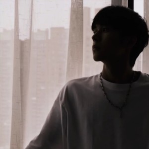 ดาวน์โหลดและฟังเพลง 草原神曲 ((DJ版)) พร้อมเนื้อเพลงจาก 高明远