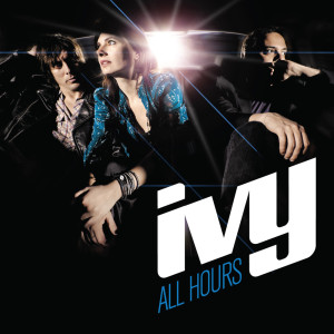 ดาวน์โหลดและฟังเพลง Suspicious พร้อมเนื้อเพลงจาก IVY