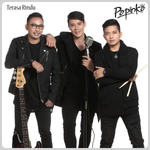 Dengarkan Terasa Rindu lagu dari Papinka dengan lirik