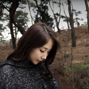 Listen to 방정리 song with lyrics from 박하