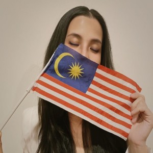 Album Malaysiaku Negaraku oleh Suki Low