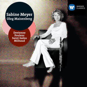 收聽Sabine Meyer的Sonata Op. 167 in E flat: Molto Allegro歌詞歌曲