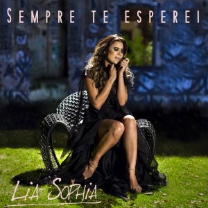 Listen to Sempre Te Esperei song with lyrics from Lia Sophia