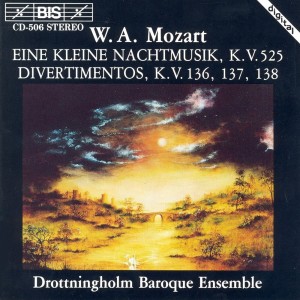 Album Mozart: Kleine Nachtmusik (Eine) / Divertimentos, K. 136-138 from Drottningholm Baroque Ensemble
