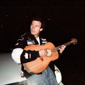 收聽Will Baker的Would It Kill You (Just To Hold Me)歌詞歌曲