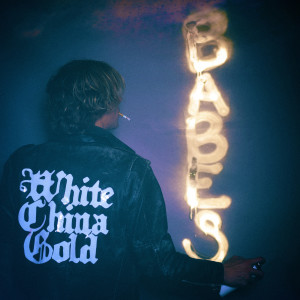 White China Gold的专辑Babes (Explicit)