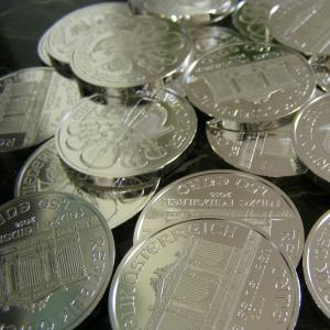 ดาวน์โหลดและฟังเพลง Cara o Cruz พร้อมเนื้อเพลงจาก Chemi