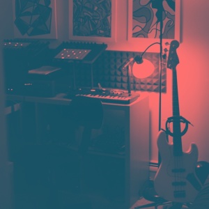 default playlist img