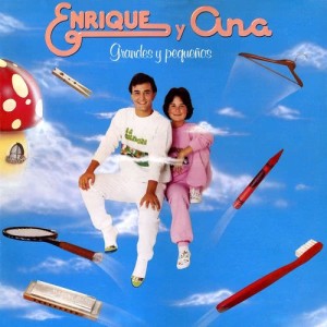 收聽Enrique Y Ana的Fuego en Gatilandia歌詞歌曲