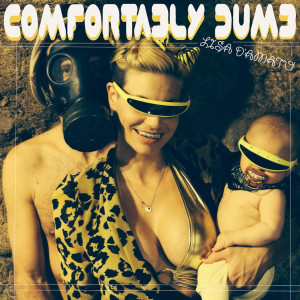 Lisa D'Amato的專輯Comfortably Dumb