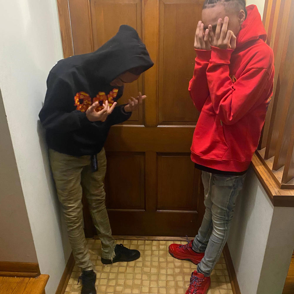 Spikes (feat. WeOnTrack & Lil Chop) (Explicit)
