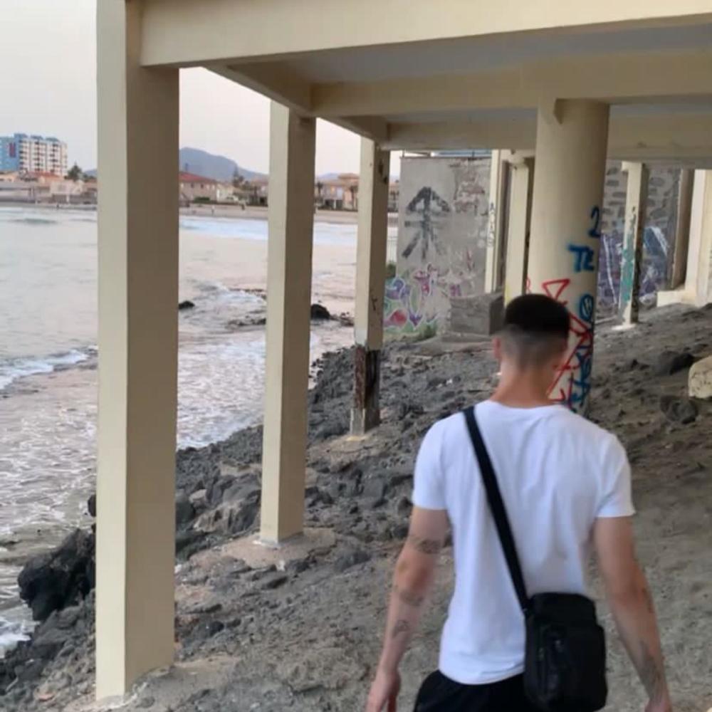 MUM (feat. 1Rezos & dra1n)