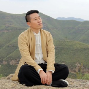 Listen to 泥诉 (完整版) song with lyrics from 苏文