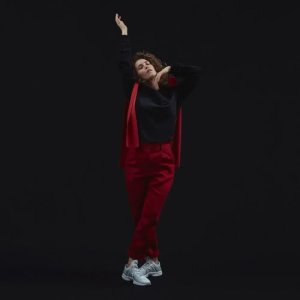 ดาวน์โหลดและฟังเพลง Do It พร้อมเนื้อเพลงจาก Rae Morris