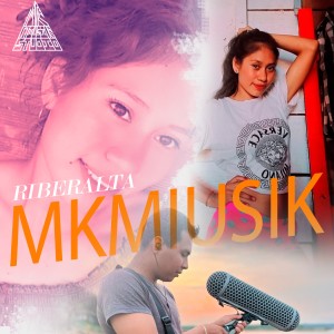 Mkmiusik的專輯Soy Fan de tus Besos (Explicit)