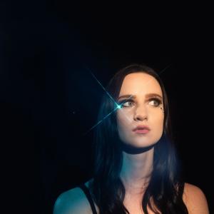 Brittany Ray的專輯Dead Inside (feat. Joey Fleming)