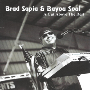 ดาวน์โหลดและฟังเพลง Favorite Dress พร้อมเนื้อเพลงจาก Brad Sapia